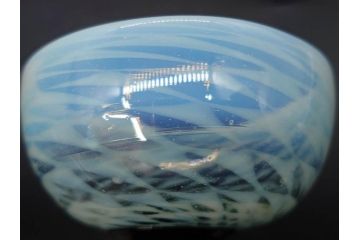 戦前　当時物　碗型　乳白　鱗文　エナメル脚　上品な和の趣溢れる氷コップ(グラス、和ガラス、硝子)(R-083024)