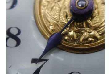 ジャンク品　戦前　東洋時計株式会社(TOYO CLOCK FACTORY)　ゼンマイ式　細やかな意匠が施されたエレガントな雰囲気溢れる置時計(置き時計、日本製、ガラス、硝子)(R-083033)