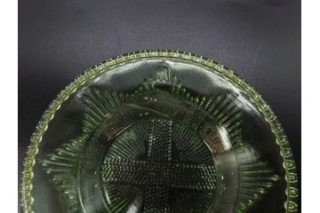 戦前　プレスガラス　ガーター勲章　様々なデザインが楽しめるガラス皿4枚セット(小皿、花、和ガラス、硝子)(R-083034)