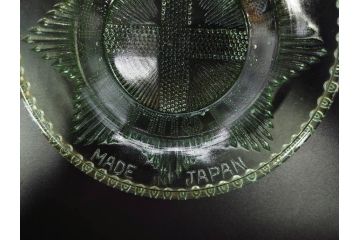 戦前　プレスガラス　ガーター勲章　様々なデザインが楽しめるガラス皿4枚セット(小皿、花、和ガラス、硝子)(R-083034)