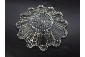 戦前　レース　お洒落なデザインが目を引くガラス皿4枚セット(菊、花、深皿、小皿、和ガラス、硝子)(R-083038)
