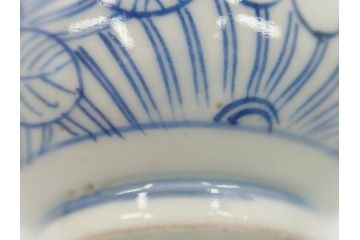 江戸期　古伊万里　染付　線描　繊細なデザインと清涼感溢れる色合いが魅力のそば猪口4客セット(蕎麦猪口、湯呑み、湯のみ、和食器)(R-083040)