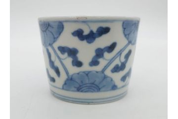 江戸期　古伊万里　染付　花唐草文　爽やかな藍色が素敵なそば猪口5客セット(蕎麦猪口、湯呑み、湯のみ、和食器)(R-083042)