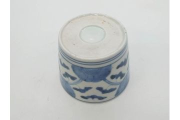 江戸期　古伊万里　染付　花唐草文　爽やかな藍色が素敵なそば猪口5客セット(蕎麦猪口、湯呑み、湯のみ、和食器)(R-083043)