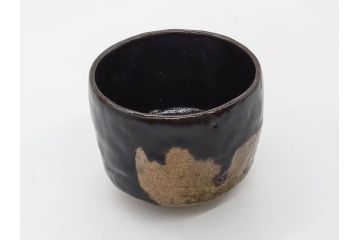 大樋焼　大樋平六(開発文七?)　3.7寸　上品な和の雰囲気を醸し出す茶碗(抹茶碗、茶道具、茶器、三寸七分、和食器、共箱付き)(R-083045)