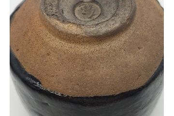 大樋焼　大樋平六(開発文七?)　3.7寸　上品な和の雰囲気を醸し出す茶碗(抹茶碗、茶道具、茶器、三寸七分、和食器、共箱付き)(R-083045)