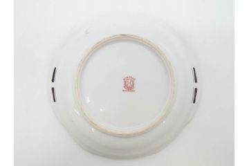 オールドノリタケ　NORITAKE　ラスター彩　金彩　ハンドル付　食卓を彩る華やかなボウル3点セット(風景、花、蝶、ハンドペイント、プレート、深皿、洋食器)(R-083047)