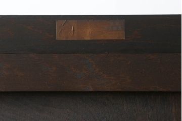 中古　松本民芸家具　G-1型面取食器棚　脚(台輪)付きリメイク　落ち着きのある洗練された佇まいが魅力のサイドキャビネット(カップボード、収納棚、戸棚、キャビネット、本箱)(R-083053)