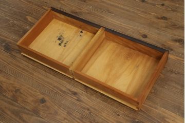 中古　松本民芸家具　G-1型面取食器棚　天板リメイク　落ち着きのある洗練された佇まいが魅力のサイドキャビネット(カップボード、収納棚、戸棚、キャビネット、本箱)(R-083054)