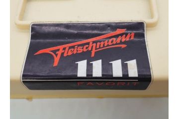 ドイツ　FLEISCHMANN　フライシュマン　HOゲージ　機関車　貨車　鉄道模型　線路などセット(SHELL、SEEFISCHE、レール、おもちゃ、オモチャ、玩具、箱付き)(R-083067)