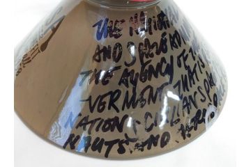 ビンテージ　アメリカ　Architectural Pottery(アーキテクチュラル・ポテリー)　NASA　サイン　プランター(ポタリー、フラワーベース、ガーデンポット、鉢カバー、植木鉢、ディスプレイ)(R-083069)