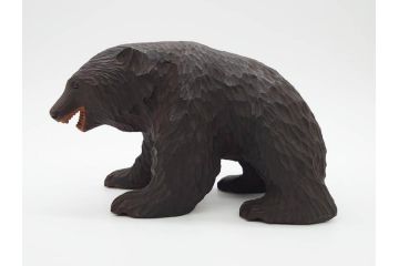 アイヌ　ガラス目　木彫りの熊(くま、クマ、置物、ディスプレイ、郷土玩具、民芸品)(R-083073)