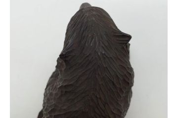 アイヌ　ガラス目　木彫りの熊(くま、クマ、置物、ディスプレイ、郷土玩具、民芸品)(R-083073)
