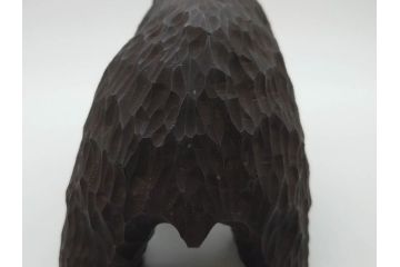 アイヌ　ガラス目　木彫りの熊(くま、クマ、置物、ディスプレイ、郷土玩具、民芸品)(R-083073)