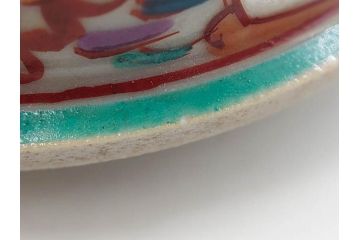 時代物　九谷焼　赤絵　福銘　龍図　細かな意匠が感じられる豪華な絵付けの三足香炉(三つ足、仏具、茶道具)(R-083074)