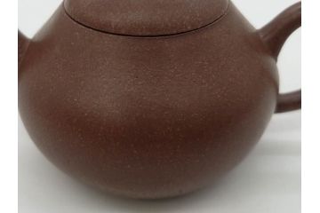 中国　唐物　秋水銘　梨皮　朱泥　紫泥　落ち着いた佇まいで和の雰囲気を引き立てる急須(茶注、煎茶道具、茶道具、茶器)(R-083075)
