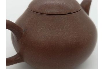 中国　唐物　秋水銘　梨皮　朱泥　紫泥　落ち着いた佇まいで和の雰囲気を引き立てる急須(茶注、煎茶道具、茶道具、茶器)(R-083075)