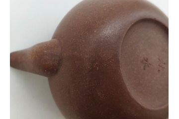 中国　唐物　秋水銘　梨皮　朱泥　紫泥　落ち着いた佇まいで和の雰囲気を引き立てる急須(茶注、煎茶道具、茶道具、茶器)(R-083075)