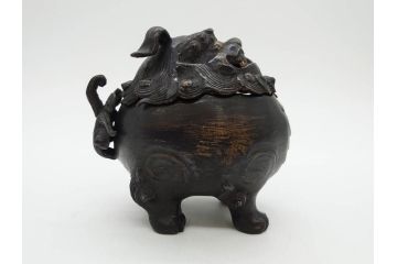 時代物　中国古玩　古銅　獅子　香炉(香爐、仏具、茶道具)(R-083078)