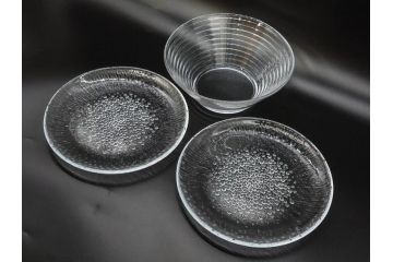 フィンランド　iittala(イッタラ)　AINO AALTO(アイノ・アアルト)　約23cm/Ultima Thule(ウルティマツーレ)　約25cm　空間に豊かな表情を与えるプレート2枚&ボウルセット(ガラス、深皿、深鉢、硝子、北欧)(R-083080)