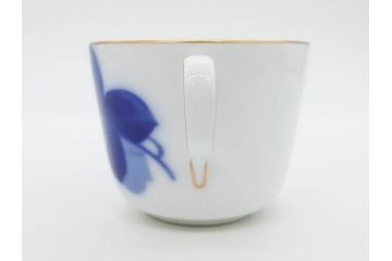 大倉陶園(OKURA、OAC)　深みのあるブルーローズが美しいモーニングカップ&ソーサー2客セット(バラ、薔薇、金彩、白磁、C&S、洋食器)(R-083088)