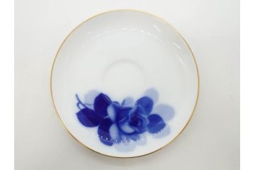 大倉陶園(OKURA、OAC)　深みのあるブルーローズが美しいモーニングカップ&ソーサー2客セット(バラ、薔薇、金彩、白磁、C&S、洋食器)(R-083088)
