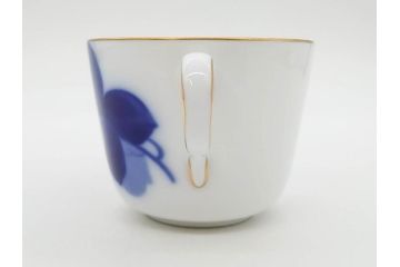 大倉陶園(OKURA、OAC)　深みのあるブルーローズが美しいモーニングカップ&ソーサー2客セット(バラ、薔薇、金彩、白磁、C&S、洋食器)(R-083088)
