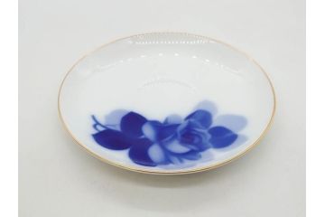 大倉陶園(OKURA、OAC)　深みのあるブルーローズが美しいモーニングカップ&ソーサー2客セット(バラ、薔薇、金彩、白磁、C&S、洋食器)(R-083089)