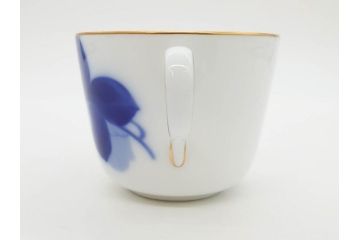 大倉陶園(OKURA、OAC)　深みのあるブルーローズが美しいモーニングカップ&ソーサー2客セット(バラ、薔薇、金彩、白磁、C&S、洋食器)(R-083089)