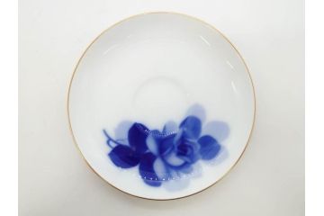 大倉陶園(OKURA、OAC)　深みのあるブルーローズが美しいモーニングカップ&ソーサー2客セット(バラ、薔薇、金彩、白磁、C&S、洋食器)(R-083089)