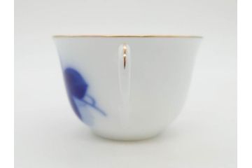 大倉陶園(OKURA、OAC)　ブルーローズ　優雅なひとときを演出するカップ&ソーサー2客セット(ティー、コーヒー、バラ、薔薇、金彩、白磁、C&S、洋食器、箱付き)(R-083090)