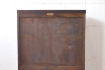 中古　松本民芸家具　G-1型面取食器棚　脚(台輪)付きリメイク　落ち着きのある洗練された佇まいが魅力のサイドキャビネット(カップボード、収納棚、戸棚、キャビネット、本箱)(R-083092)
