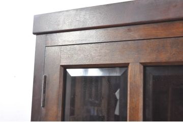 中古　松本民芸家具　G-1型面取食器棚　脚(台輪)付きリメイク　落ち着きのある洗練された佇まいが魅力のサイドキャビネット(カップボード、収納棚、戸棚、キャビネット、本箱)(R-083092)