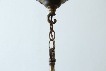 イギリスアンティーク　フレームに味がある英国スタイルの三灯シャンデリア　(R-083097)