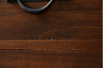 和製アンティーク　総桐材　希少な縦型デザイン　上質な作りに惹かれる7段引き出し時代箪笥(衣装箪笥、和たんす、収納箪笥、整理タンス、チェスト)(R-083098)