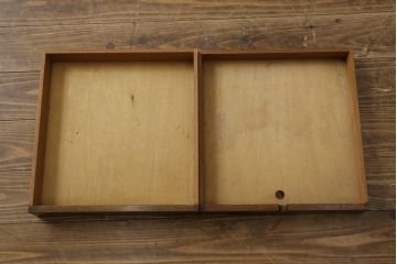 和製アンティーク　昭和初期　上質な作り!!　ろくろ挽きの脚が可愛い引き出し付きレコードキャビネット(レコードケース、サイドキャビネット、サイドボード、収納棚、戸棚)(R-083100)