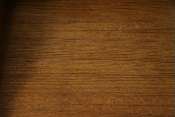 和製ビンテージ　北欧デザイン!!　チーク材　シンプルで小振りな五段引き出し　(R-083101)