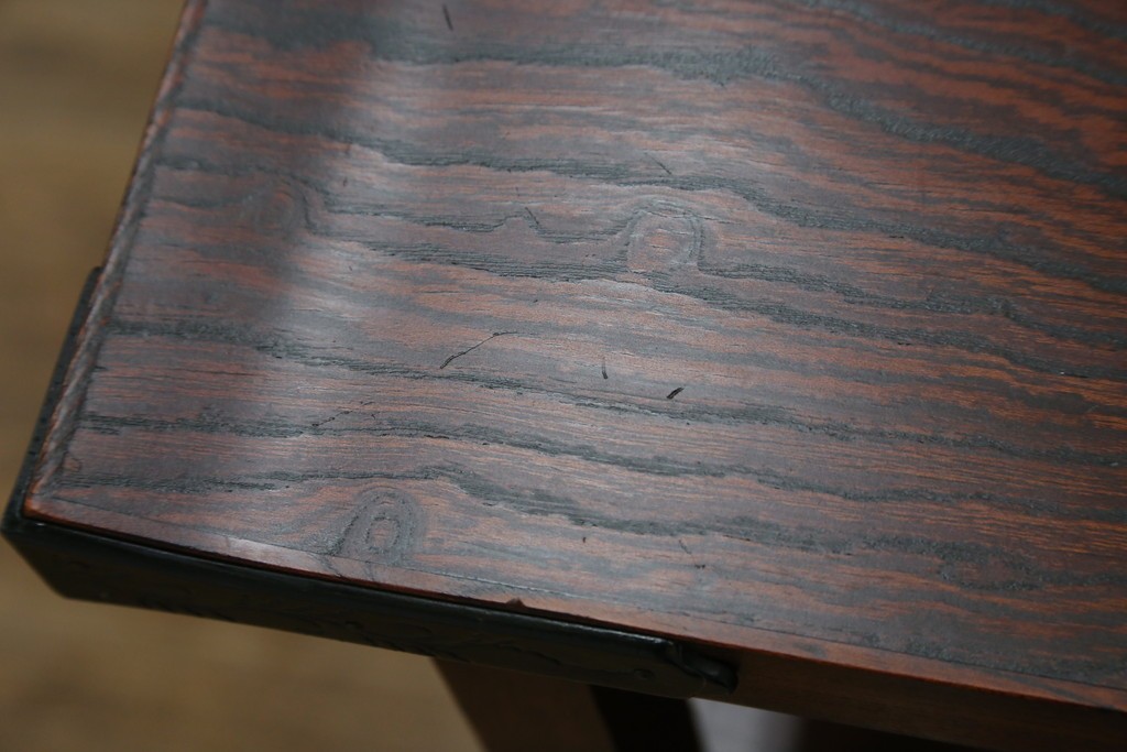 中古　美品!!　岩谷堂箪笥　桜木家具店製　緻密な意匠が魅力の飾り棚　(R-083103)