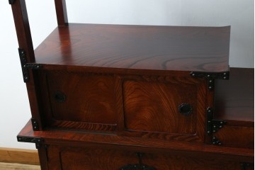 中古　美品!!　岩谷堂箪笥　桜木家具店製　緻密な意匠が魅力の飾り棚　(R-083103)