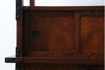 中古　美品!!　岩谷堂箪笥　桜木家具店製　緻密な意匠が魅力の飾り棚　(R-083103)