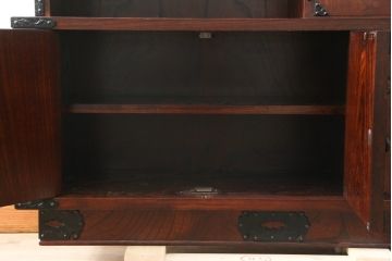 中古　美品!!　岩谷堂箪笥　桜木家具店製　緻密な意匠が魅力の飾り棚(茶棚、茶箪笥、収納棚、飾り棚、戸棚、サイドボード)(R-083103)