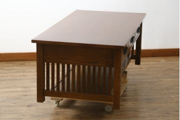 中古　ブランド家具　希少な廃番品　Shin-Lee(シンリー)　引き出し付きがいいね!!上質な作りのローテーブル(センターテーブル、リビングテーブル、座卓)(R-083105)