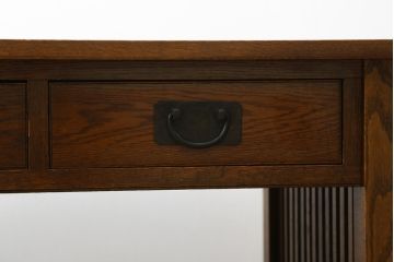 中古　ブランド家具　希少な廃番品　Shin-Lee(シンリー)　引き出し付きがいいね!!上質な作りのローテーブル(センターテーブル、リビングテーブル、座卓)(R-083105)