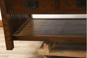 中古　ブランド家具　希少な廃番品　Shin-Lee(シンリー)　引き出し付きがいいね!!上質な作りのローテーブル(センターテーブル、リビングテーブル、座卓)(R-083105)