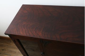 中古　美品!!　岩谷堂箪笥　上品なデザインの黒金具が美しいサイドボード(サイドキャビネット、リビングボード、テレビ台、テレビボード、収納棚、飾り棚、戸棚、ヴィンテージ、民芸家具)(R-083106)