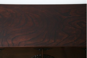 中古　美品!!　岩谷堂箪笥　上品なデザインの黒金具が美しいサイドボード(サイドキャビネット、リビングボード、テレビ台、テレビボード、収納棚、飾り棚、戸棚、ヴィンテージ、民芸家具)(R-083106)