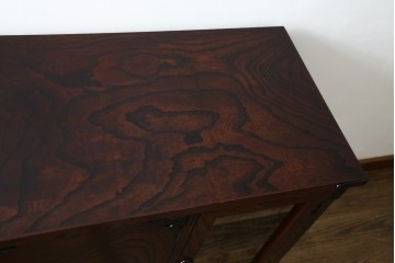 中古　美品!!　岩谷堂箪笥　上品なデザインの黒金具が美しいサイドボード(サイドキャビネット、リビングボード、テレビ台、テレビボード、収納棚、飾り棚、戸棚、ヴィンテージ、民芸家具)(R-083106)