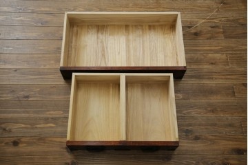 中古　美品!!　岩谷堂箪笥　上品なデザインの黒金具が美しいサイドボード(サイドキャビネット、リビングボード、テレビ台、テレビボード、収納棚、飾り棚、戸棚、ヴィンテージ、民芸家具)(R-083106)