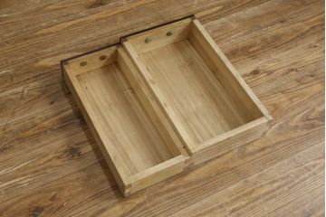 和製アンティーク　美品!!　大振り　欅(ケヤキ)材　作りの良い上質な江戸前長火鉢(木製火鉢、囲炉裏)(R-083107)