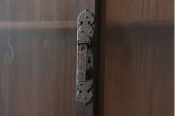 和製アンティーク　大正〜昭和初期　古い木の味わいが素敵な二段重ね収納棚(食器棚、カップボード、飾り棚、陳列棚、戸棚、キャビネット、バラ売り可能)(R-083110)